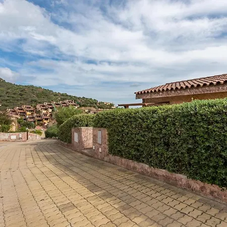 Casa de Férias 6 Porto Corallo